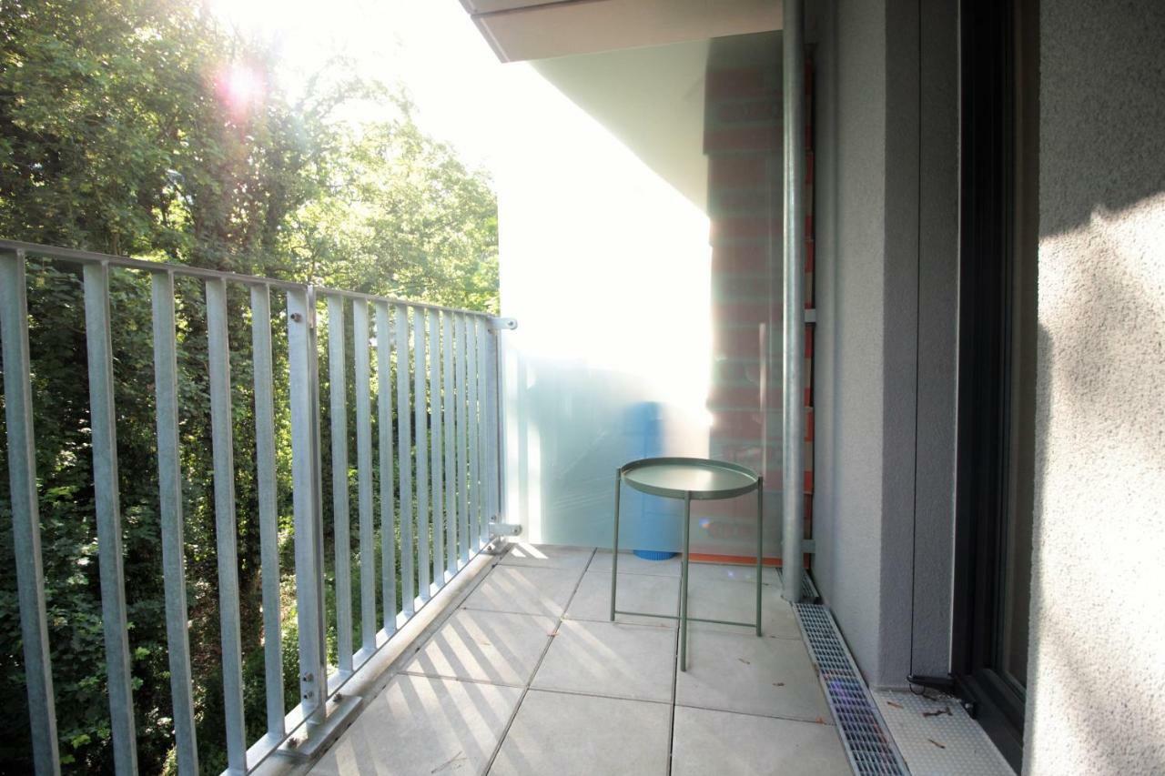 Studio Apartment - Balcony, Netflix, University Hospital Proximity Wurzburg Exterior photo