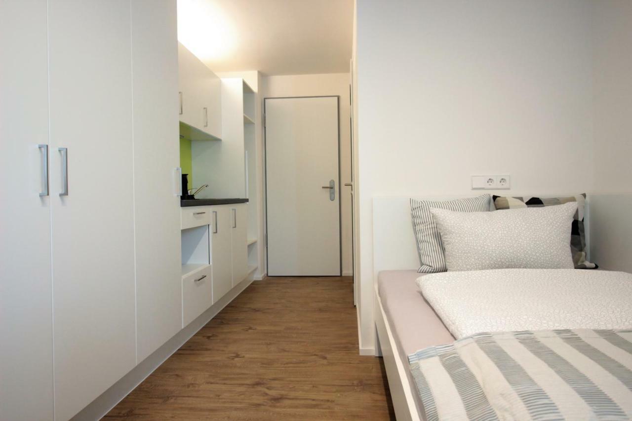 Studio Apartment - Balcony, Netflix, University Hospital Proximity Wurzburg Exterior photo